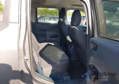 2022 Ford Maverick Xl z USA, uszkodzony, nr VIN 3FTTW8E36NRA47330